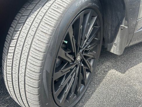 Used 2024 Hyundai Santa Fe Calligraphy image 11