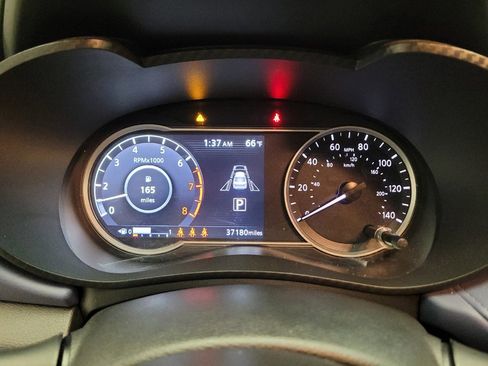 Used 2024 Nissan Versa SV FWD image 23