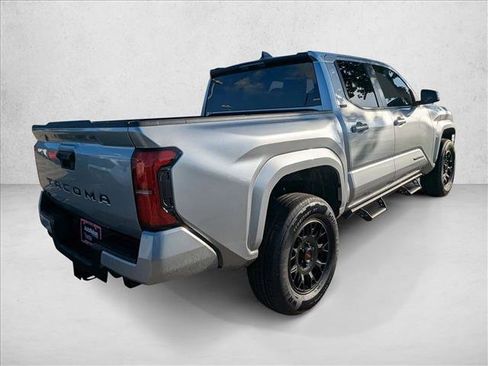 Used 2025 Toyota Tacoma SR5 AWD/4WD image 2