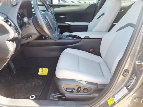 Used 2022 Lexus UX 250h w/ Accessory Package (Z1) image 22