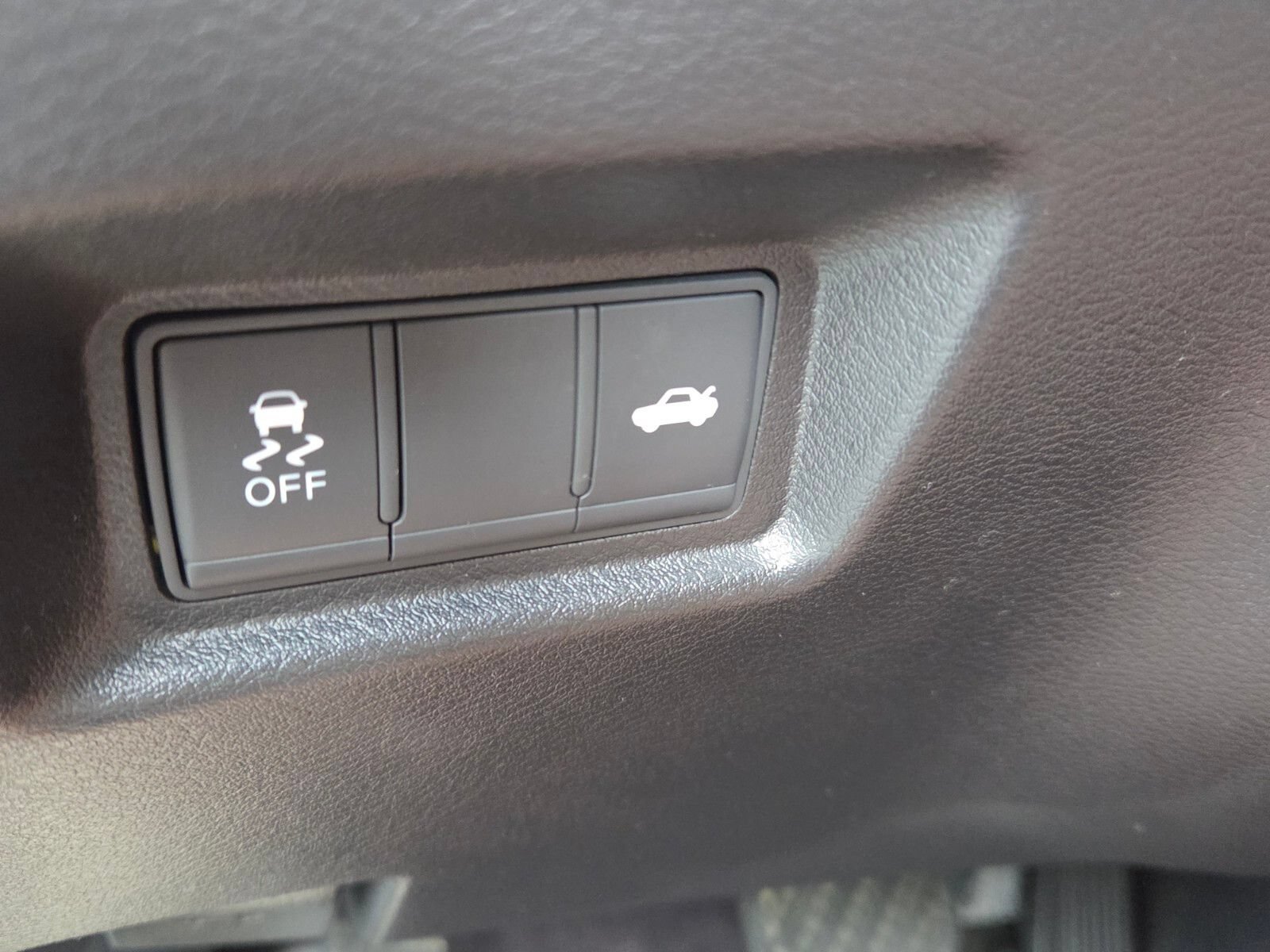 Used 2024 INFINITI Q50 Luxe w/ Cargo Package RWD image 28