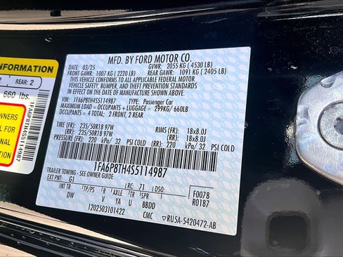 Used 2025 Ford Mustang Coupe image 35