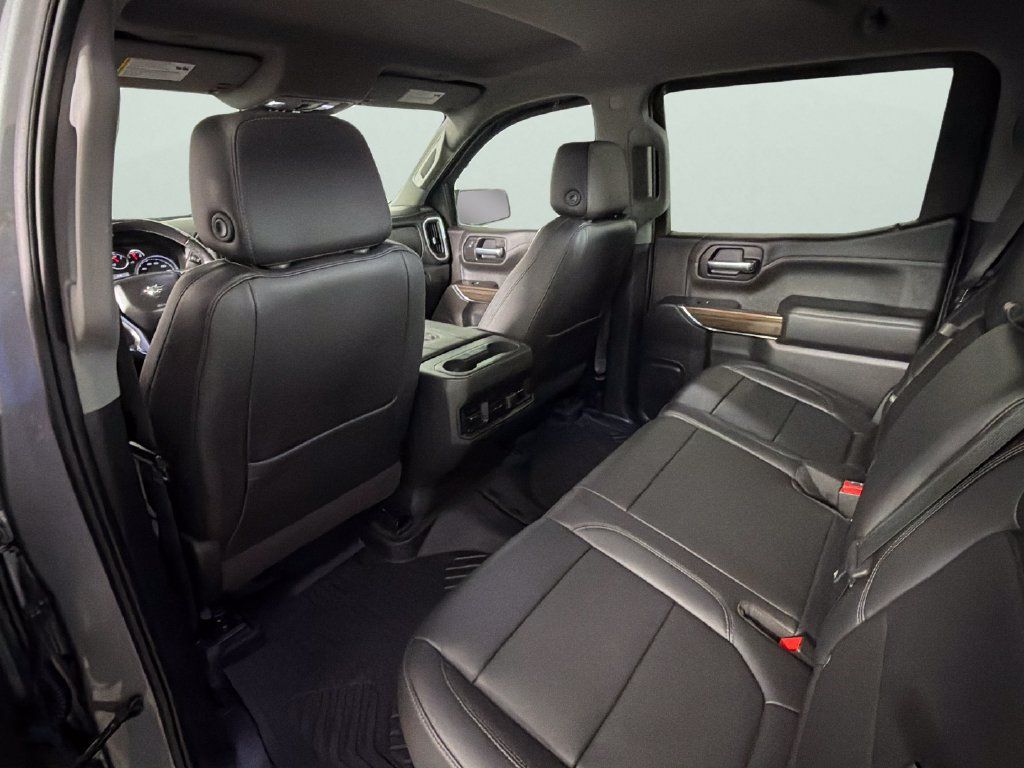 Used 2020 Chevrolet Silverado 1500 RST AWD/4WD image 27