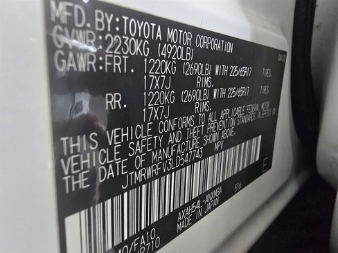 Used 2020 Toyota RAV4 XLE w/ Convenience Package AWD/4WD image 38