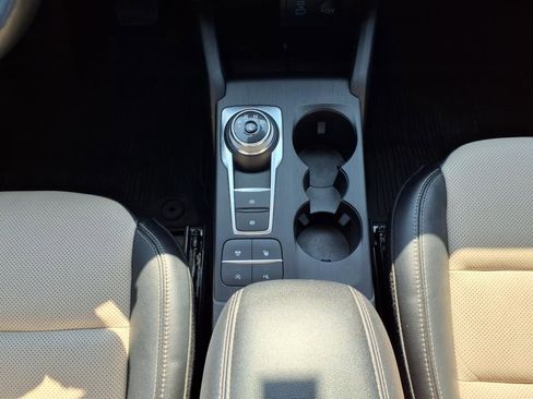 Used 2022 Ford Escape Titanium w/ Titanium Elite Package image 13