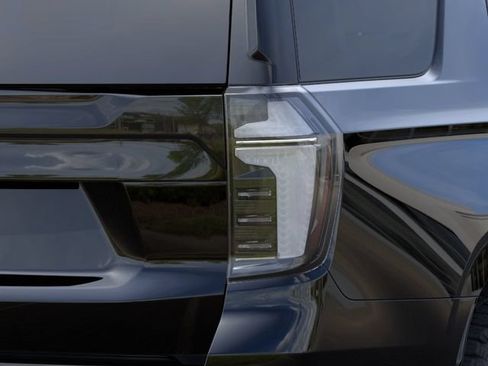 New 2026 Chevrolet Tahoe Z71 w/ Z71 Off-Road Package AWD/4WD image 11