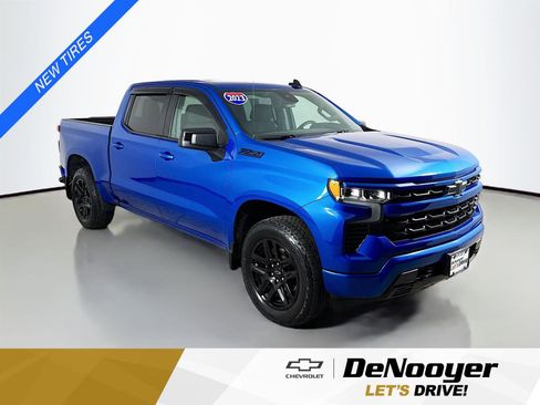 Used 2023 Chevrolet Silverado 1500 RST image 1