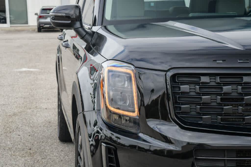 Used 2022 Kia Telluride EX w/ EX Premium Package AWD/4WD image 4