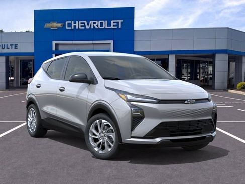 New 2027 Chevrolet Bolt LT FWD image 7