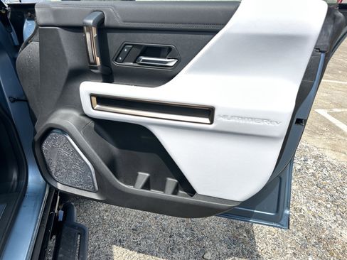 Used 2024 GMC Hummer EV 3X w/ Omega Edition AWD/4WD image 19