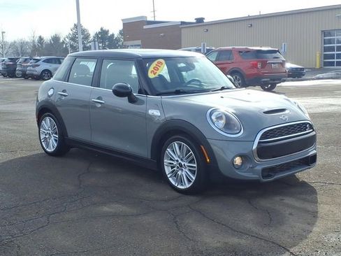 Used 2019 MINI Cooper S image 3