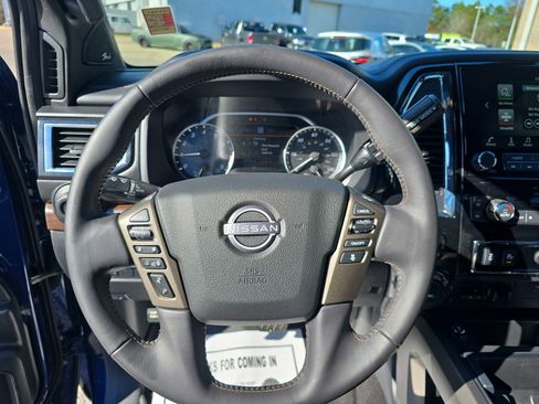 Used 2023 Nissan Titan Platinum Reserve w/ Moonroof Package image 18