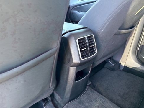 Used 2023 Kia Sportage LX image 19