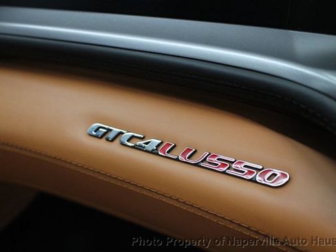 Used 2017 Ferrari GTC4Lusso AWD/4WD image 48