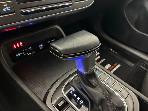 Used 2025 Hyundai Kona SEL image 19