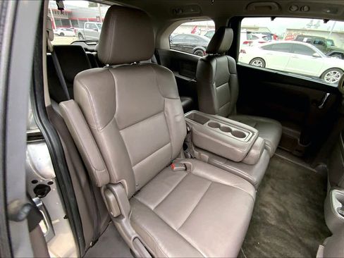 Used 2014 Honda Odyssey EX-L image 19