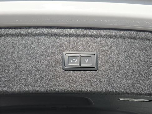 Used 2018 Audi Q5 Prestige image 6