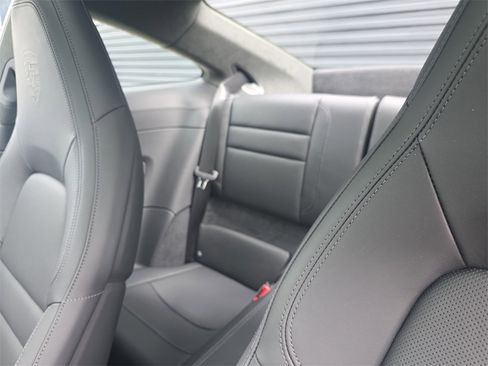 Used 2025 Porsche 911 Carrera GTS image 24