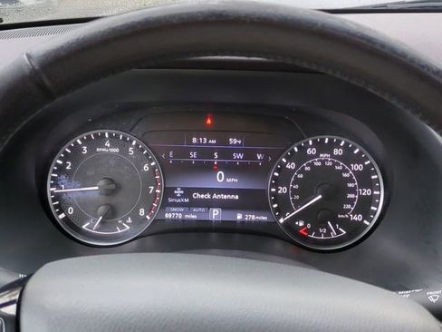 Used 2022 Nissan Armada SL w/ Captain's Chairs Package image 28