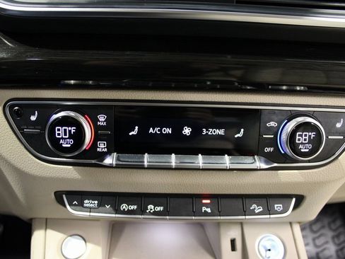 Used 2019 Audi Q5 2.0T Premium Plus w/ Premium Plus Package image 22