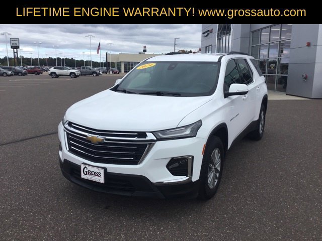 Used 2024 Chevrolet Traverse LT w/ Rear Camera Mirror Package AWD/4WD image 5