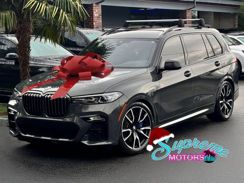 Used 2022 BMW X7 xDrive40i w/ M Sport Package image 1
