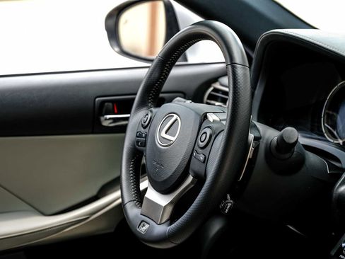 Used 2014 Lexus IS 250 w/ F-Sport Package RWD image 17