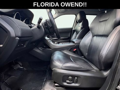 Used 2019 Land Rover Range Rover Evoque SE AWD/4WD image 16