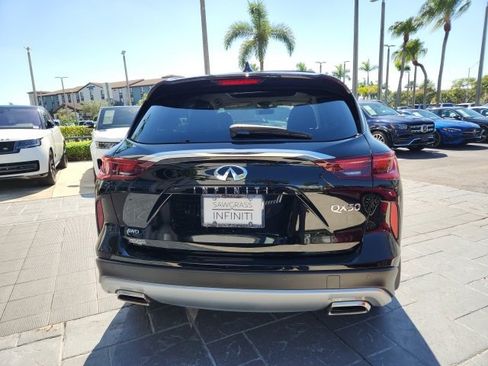 Used 2025 INFINITI QX50 Luxe image 9