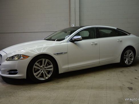 Used 2012 Jaguar XJ L image 28