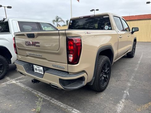 Used 2023 GMC Sierra 1500 Elevation w/ X31 Off-Road Package AWD/4WD image 3