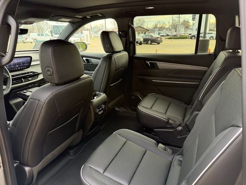 New 2026 Buick Enclave Sport Touring w/ Power Package AWD/4WD image 5