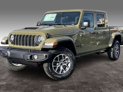 New 2026 Jeep Gladiator Sport