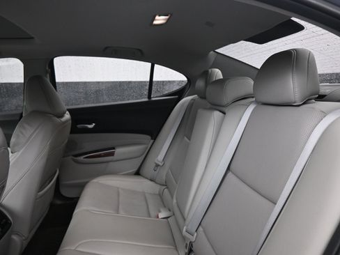 Used 2015 Acura TLX w/ Technology Package image 18