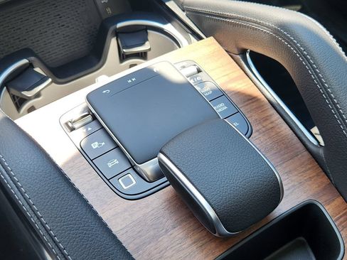 New 2026 Mercedes-Benz GLE 450 4MATIC image 28