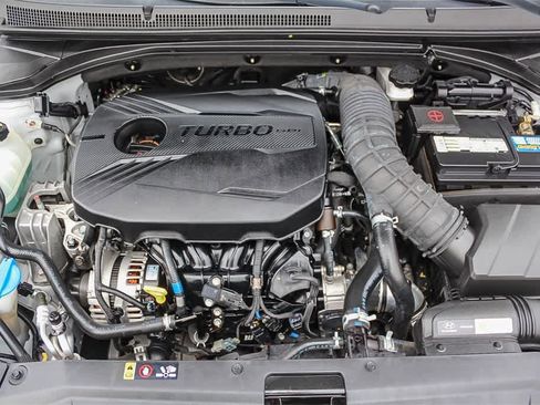 Used 2020 Hyundai Veloster Turbo R-Spec image 37