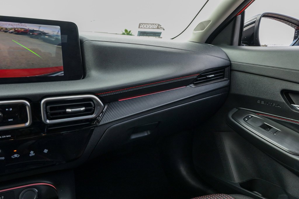 Used 2026 Nissan Sentra SR w/ Floor Mat Package FWD image 31