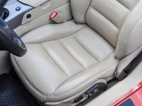 Used 2006 Chevrolet Corvette Convertible w/ Preferred Equipment Group image 36