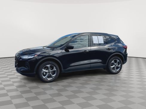 Used 2025 Ford Escape ST-Line AWD/4WD image 5