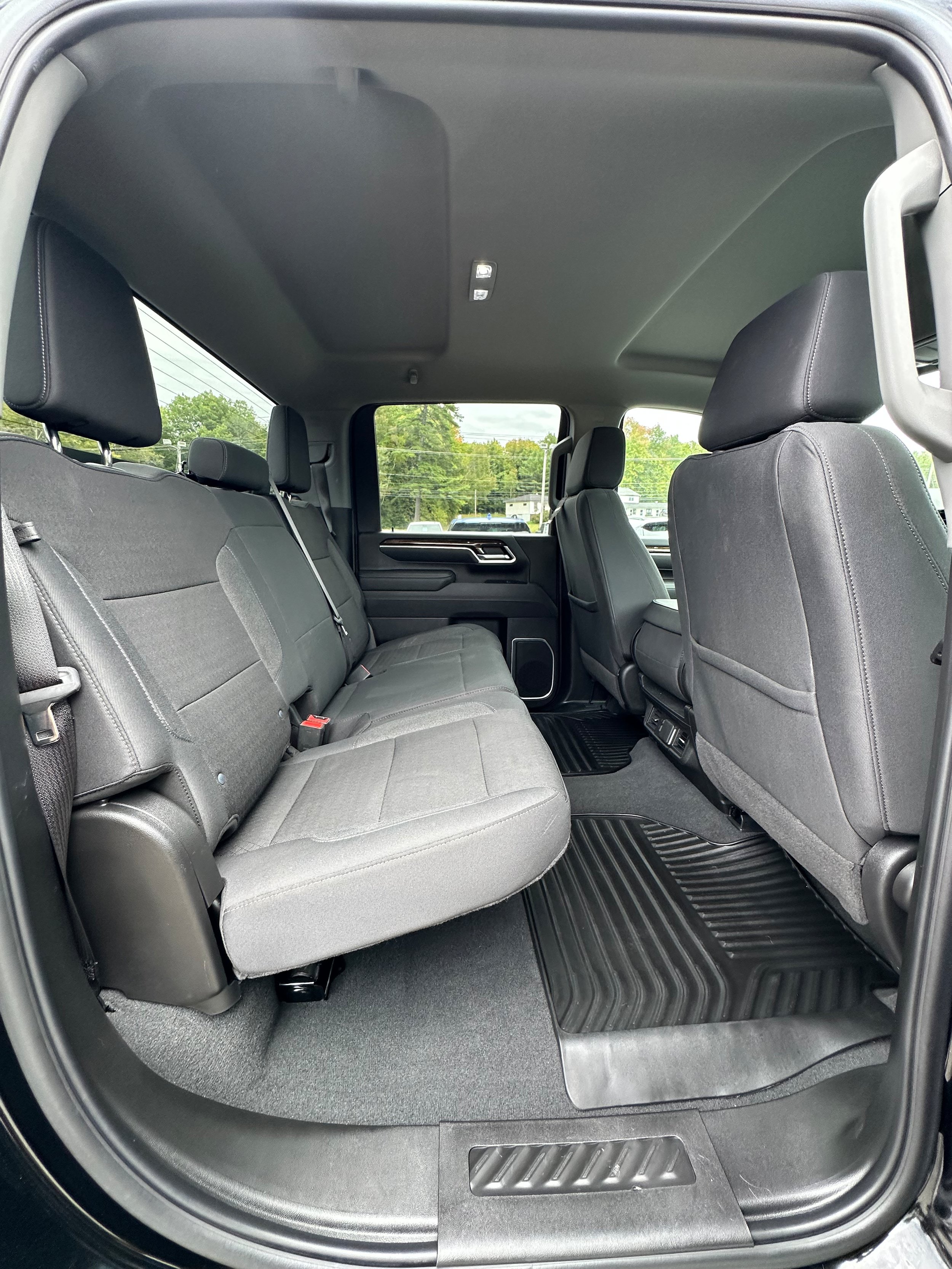 Used 2026 GMC Sierra 2500 SLE w/ SLE Value Package; AWD/4WD image 21