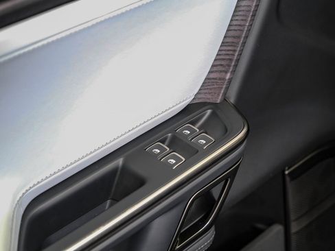 Used 2023 Rivian R1S Adventure image 45