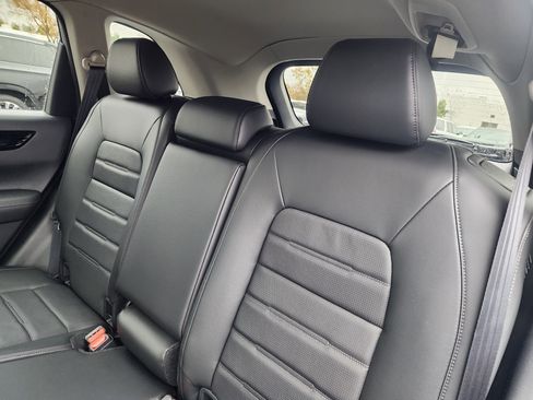 Used 2025 Honda CR-V EX-L image 12