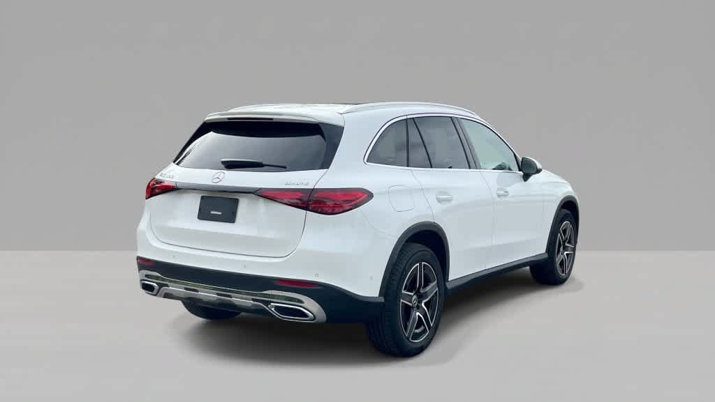 Used 2026 Mercedes-Benz GLC 300 4MATIC image 5