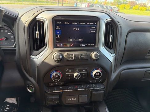 Used 2022 Chevrolet Silverado 2500 LTZ w/ LTZ Plus Package AWD/4WD image 21