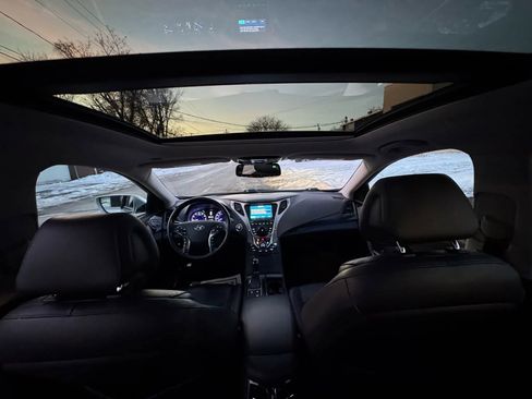 Used 2013 Hyundai Azera w/ Technology Pkg image 27