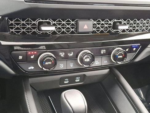 Used 2025 Honda Accord Touring image 16