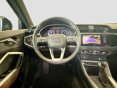 Certified 2023 Audi Q3 2.0T Premium w/ Convenience Package AWD/4WD image 11