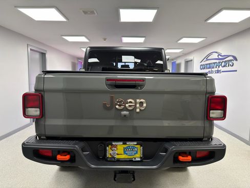 Used 2021 Jeep Gladiator Mojave w/ Cold Weather Group AWD/4WD image 7