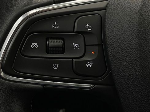 Used 2023 Buick Envision Essence w/ Sport Touring Package FWD image 22