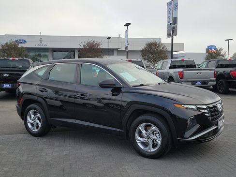 Used 2023 Hyundai Tucson SE AWD/4WD image 27
